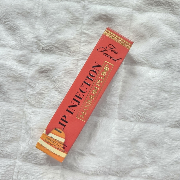 Too Faced | Makeup | New Too Faced Lip Injection Maximum Plump Ltd Ed ...